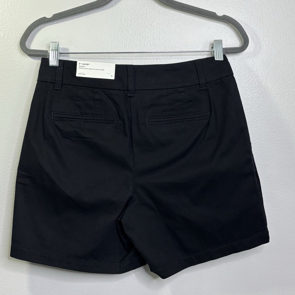 Loft Curvy Mid Rise 6" Black Shorts Size 0 NWT - Picture 2 of 5